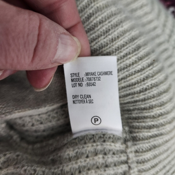 Theory Cashmere Short Sleeve Sweater Jacket M - Picture 8 of 10